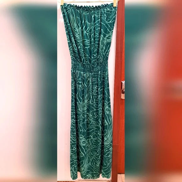 Khush Clothing Borabora Strapless ColumnMaxi Dress in Emerald Green Puzzle print - Picture 9 of 9